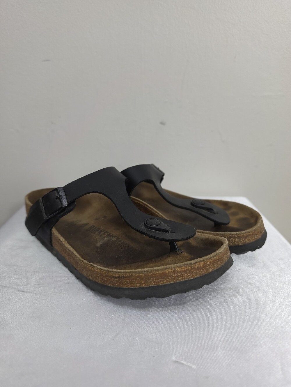 Birkenstock Gizeh Black Leather T-Post Cork Sandals